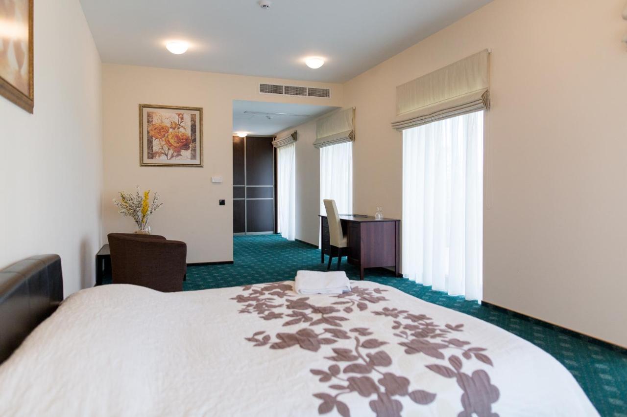 National Golf Resort Κλαϊπέντα Εξωτερικό φωτογραφία